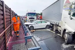 Karambol na autostradzie A2 w kierunku Warszawy