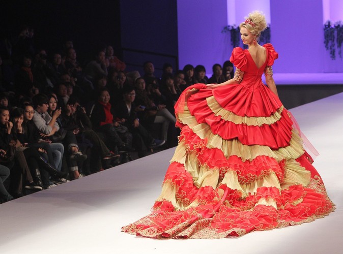 Kolekcja sukien ślubnych Tsai Meiyue na sezon wiosna/lato 2012