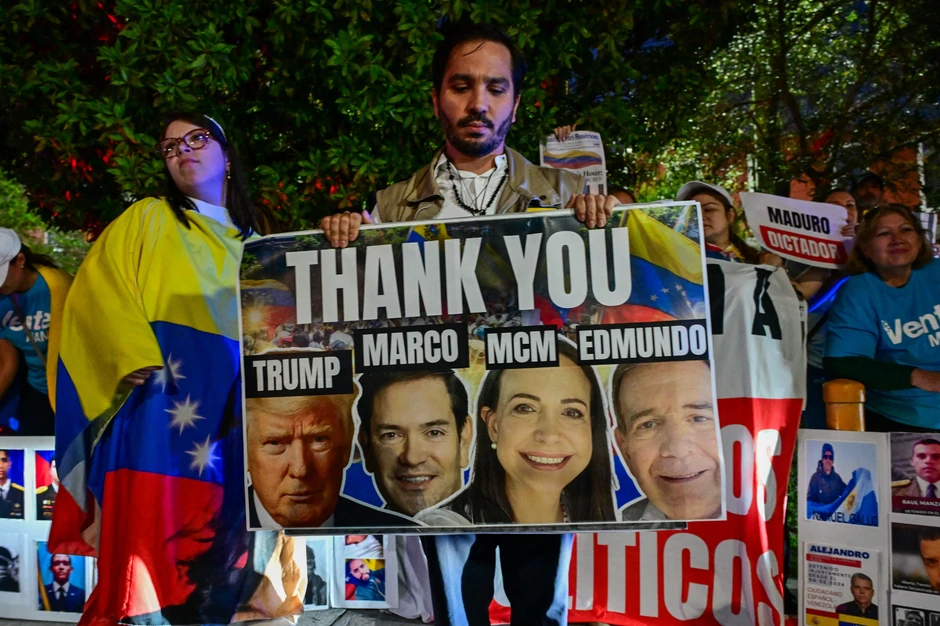 Protivnici Nikolasa Madura slavlje njegov pad, Karakas, Venecuela