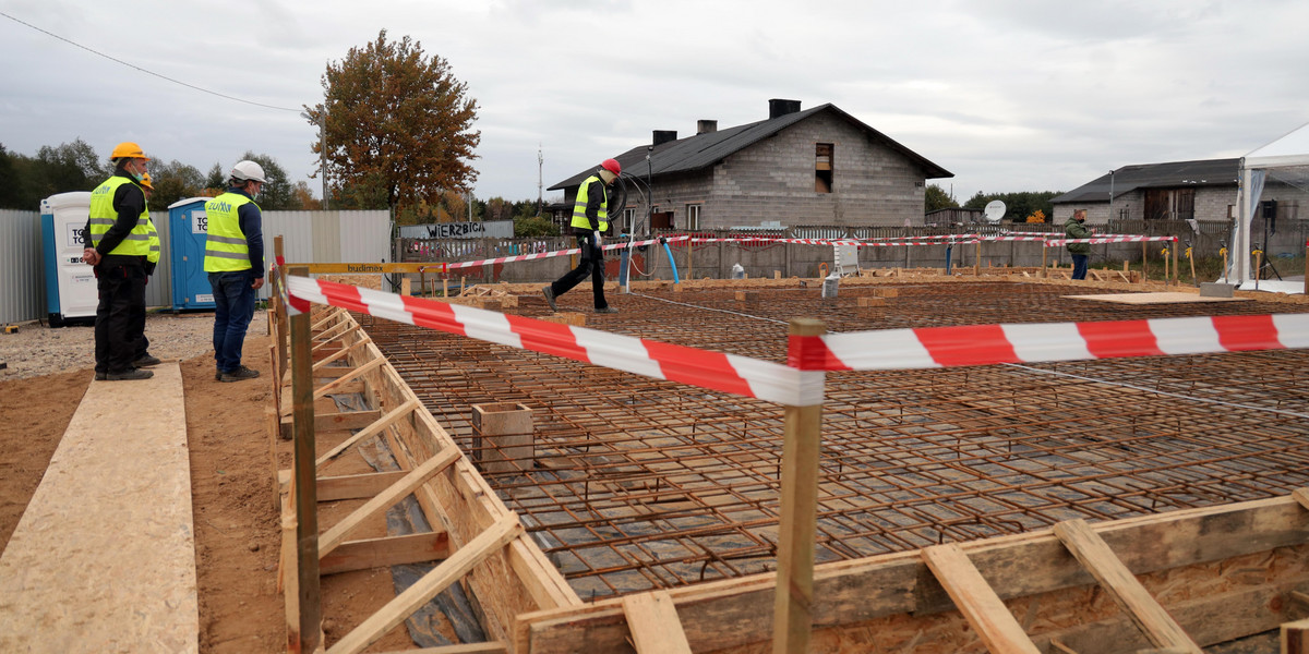 Matka piętnaściorga dzieci otrzyma nowy dom 