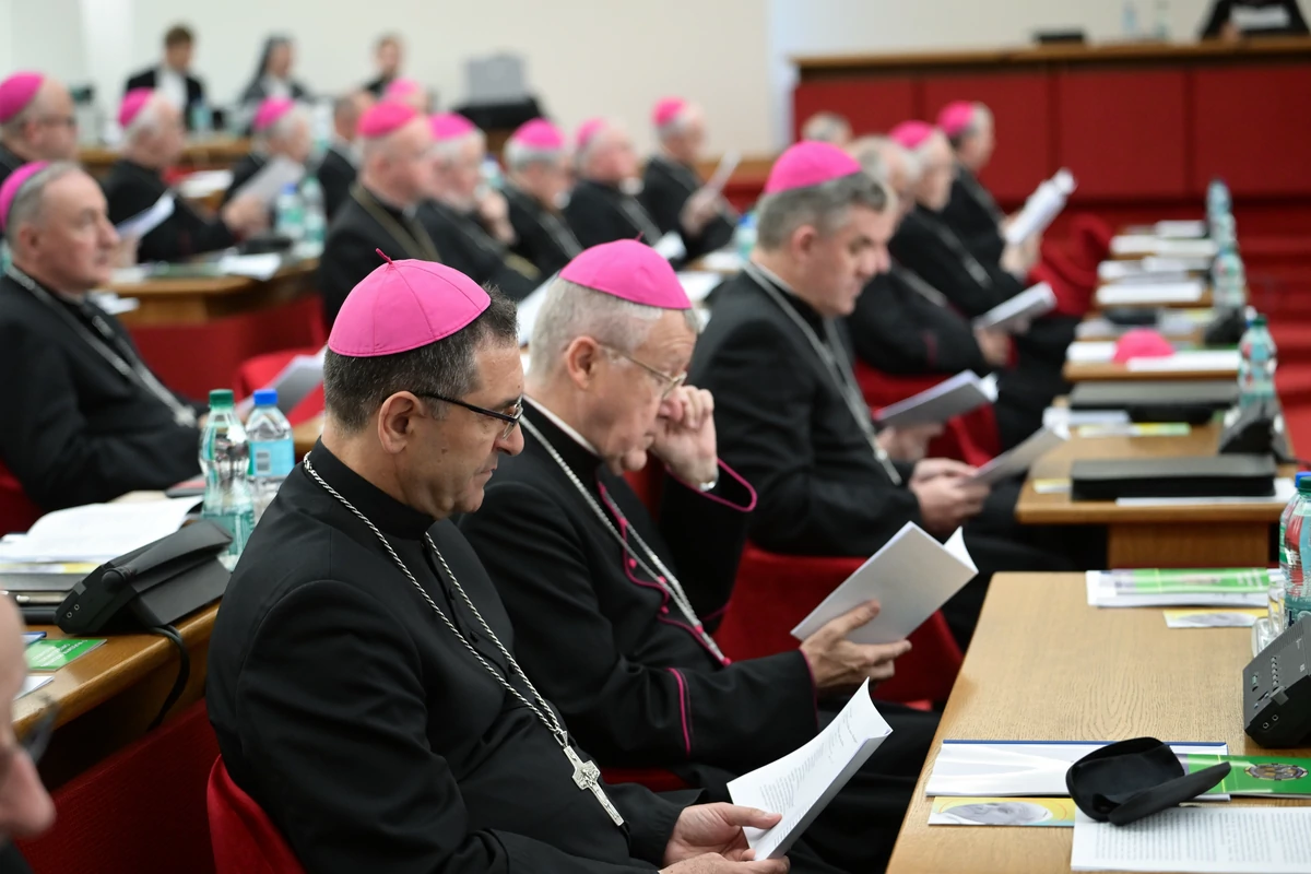  Ustawa Kamilka przyjęta przez Kościół w Polsce. Jest jeden obowiązek dla każdej jednostki kościelnej