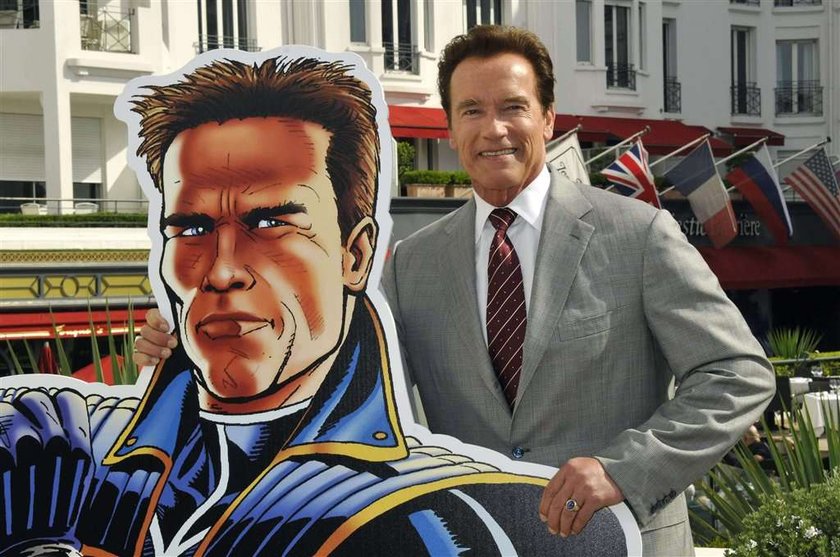 Schwarzenegger nie lubi patrzeć w lustro