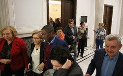 Wielka manifestacja? Wotum nieufności dla rządu PiS? Klub PO o kolejnych krokach na przyszłość