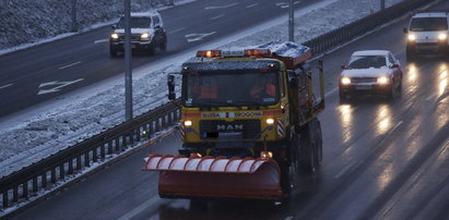 Uwaga! Śliskie i niebezpieczne drogi