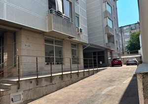 Bačena bomba na Zvezdari