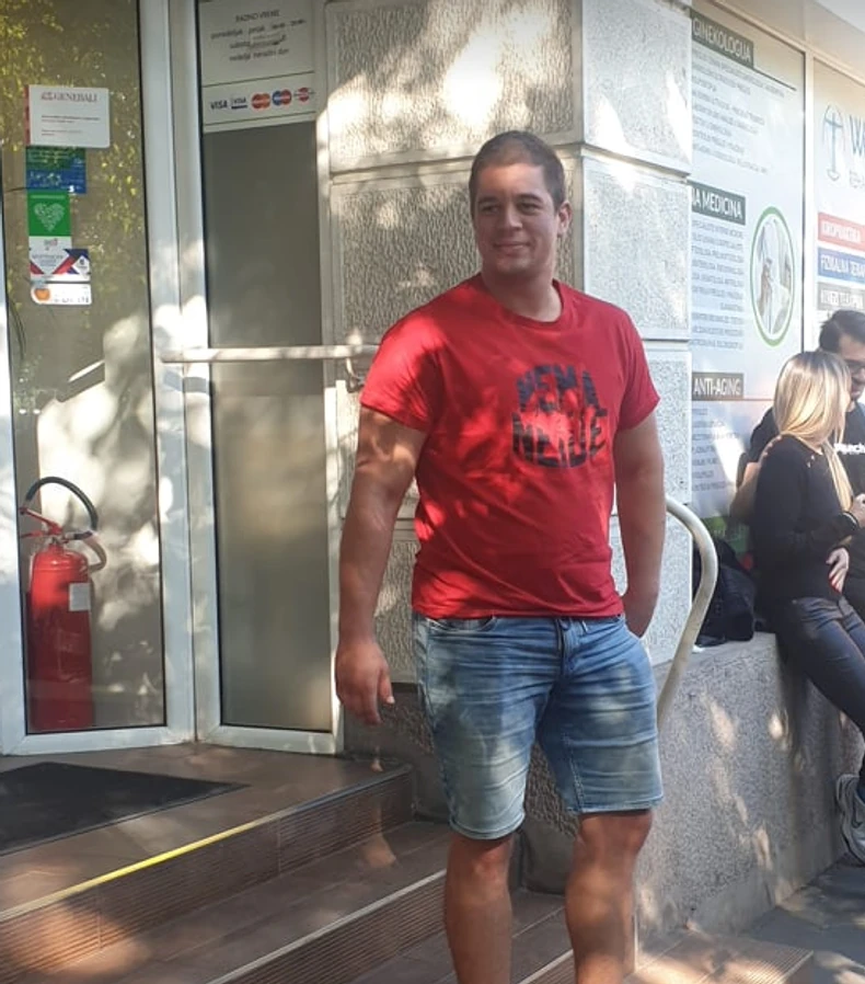 Budući zadrugari na lekarskom pregledu