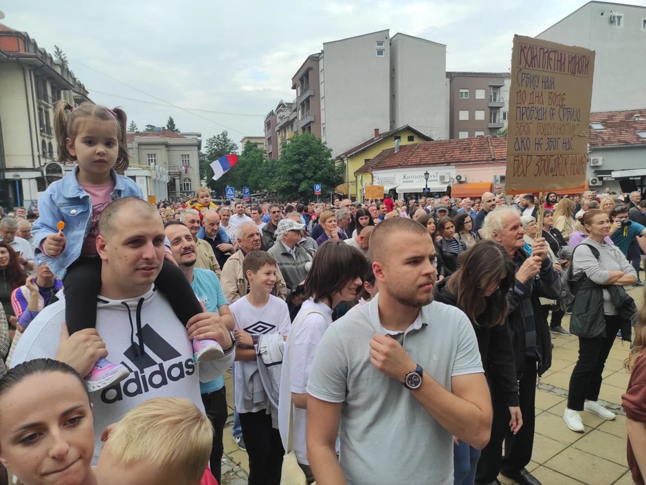 Scene sa protesta u Kragujevcu