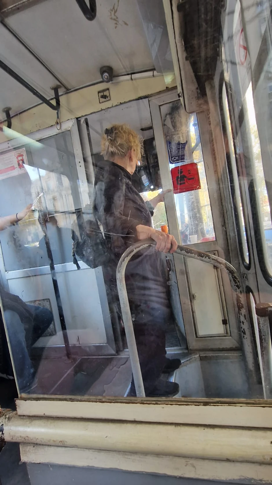 Eva Ras u tramvaju