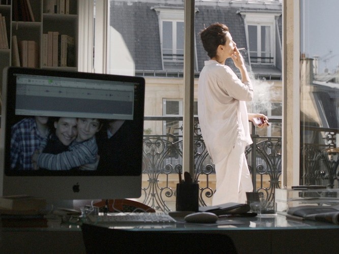 'Szumowska sama sobie wysoko ustawiła poprzeczkę – przeskoczyć film tak mocny jak '33 sceny z życia' na pewno nie było łatwo' (Katarzyna Nowakowska, Dziennik Gazeta Prawna