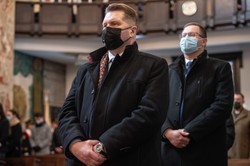 Czarnek: Uczniowie klas 5-8 i szkół ponadpodstawowych do końca ferii zimowych przechodzą na naukę zdalną