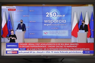 Zakaz przemieszczania się w sylwestra. Wiceszef MSWiA: Jest przepis i ten przepis będzie egzekwowany