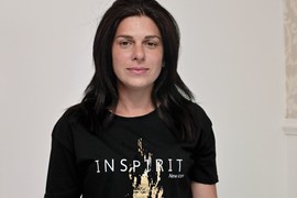 Mirjana (36) je BOGINJA SA ČETVORO DECE, a nakon naše TRANSFORMACIJE i njima će biti teško da je prepoznaju: Sada može pravo na CRVENI TEPIH