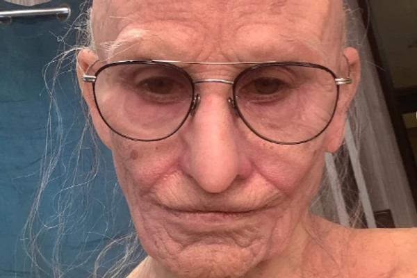 Nekad je bila ČARLIJEV ANĐEO, a onda je OVA SLIKA osvanula u javnosti: Izgled glumice SABLAZNIO PLANETU, a evo ŠTA SE KRIJE IZA ŠOK TRANSFORMACIJE