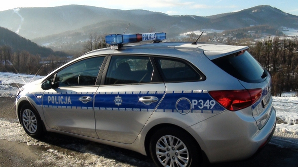 W tym tygodniu dwa oznakowane radiowozy zasiliły policyjny tabor w Rydułtowach i Ustroniu.