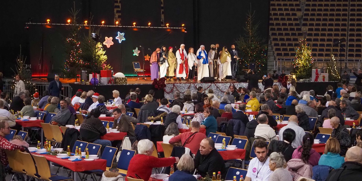 Niestety w tym roku taka wspólna wigilia dla łodzian nie może się odbyć ze względu na pandemię 