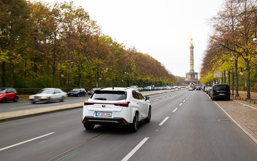 Lexus UX — zdjęcie poglądowe