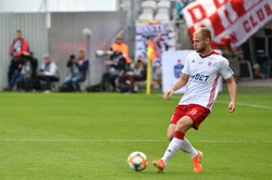 Piłkarze ŁKS Łódź wciąż trenują w domach i czekają na decyzję