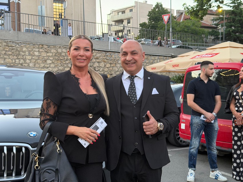 Olja Karleuša sa mužem