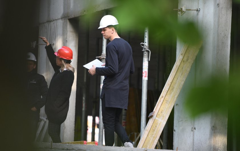 Marina i Wojtek Szczęśni na budowie w Warszawie