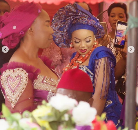 Nina got married in 2019 to her hubby in a private wedding ceremony 