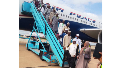 272 1st batch of kwara pilgrims arrives on Wednesday at Ilorin International Airport. [NAN]
