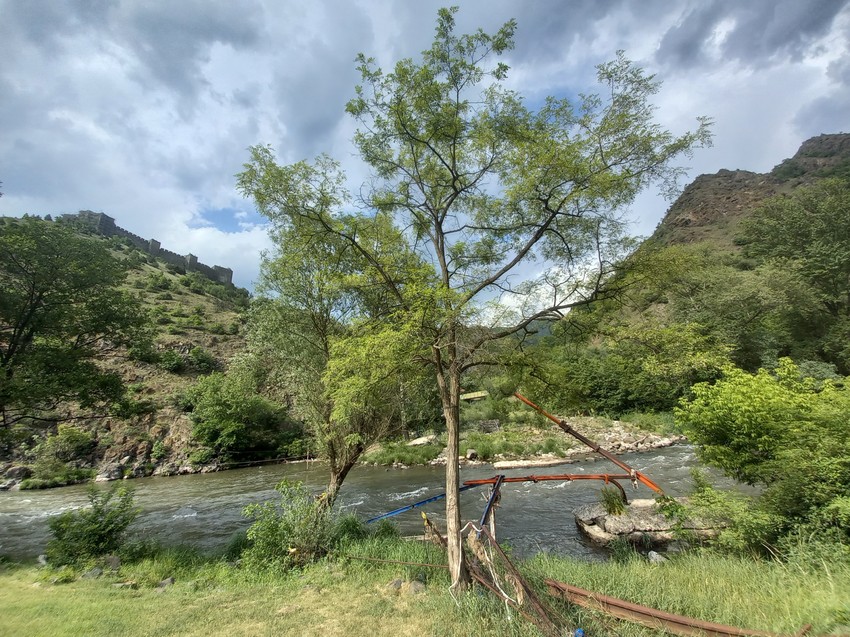 Tri godine nisu u stanju da naprave mostić do čuvene tvrđave