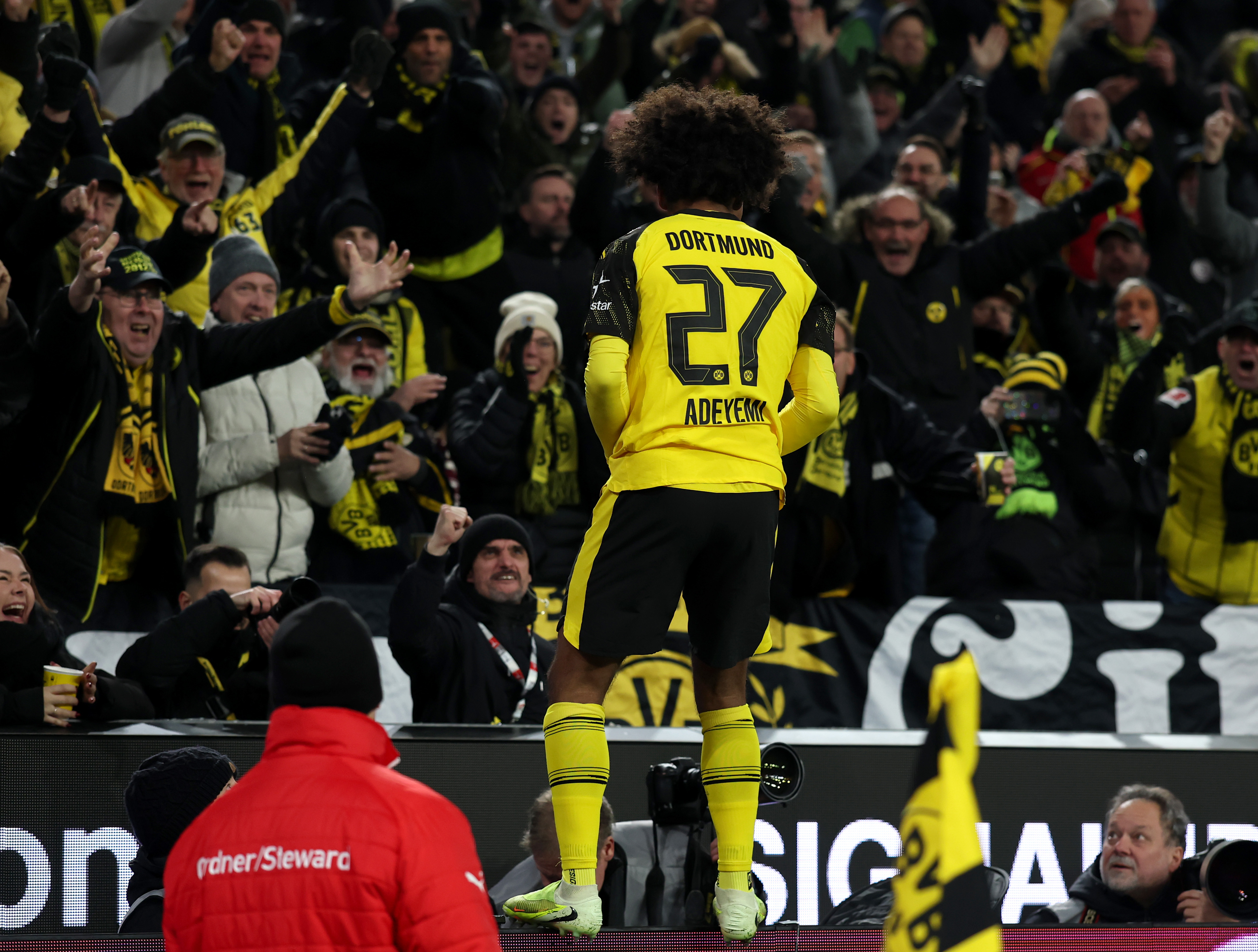 Bayern dreht 0:2 in 6:2-Gala - Undav schockt BVB mit Dreierpack