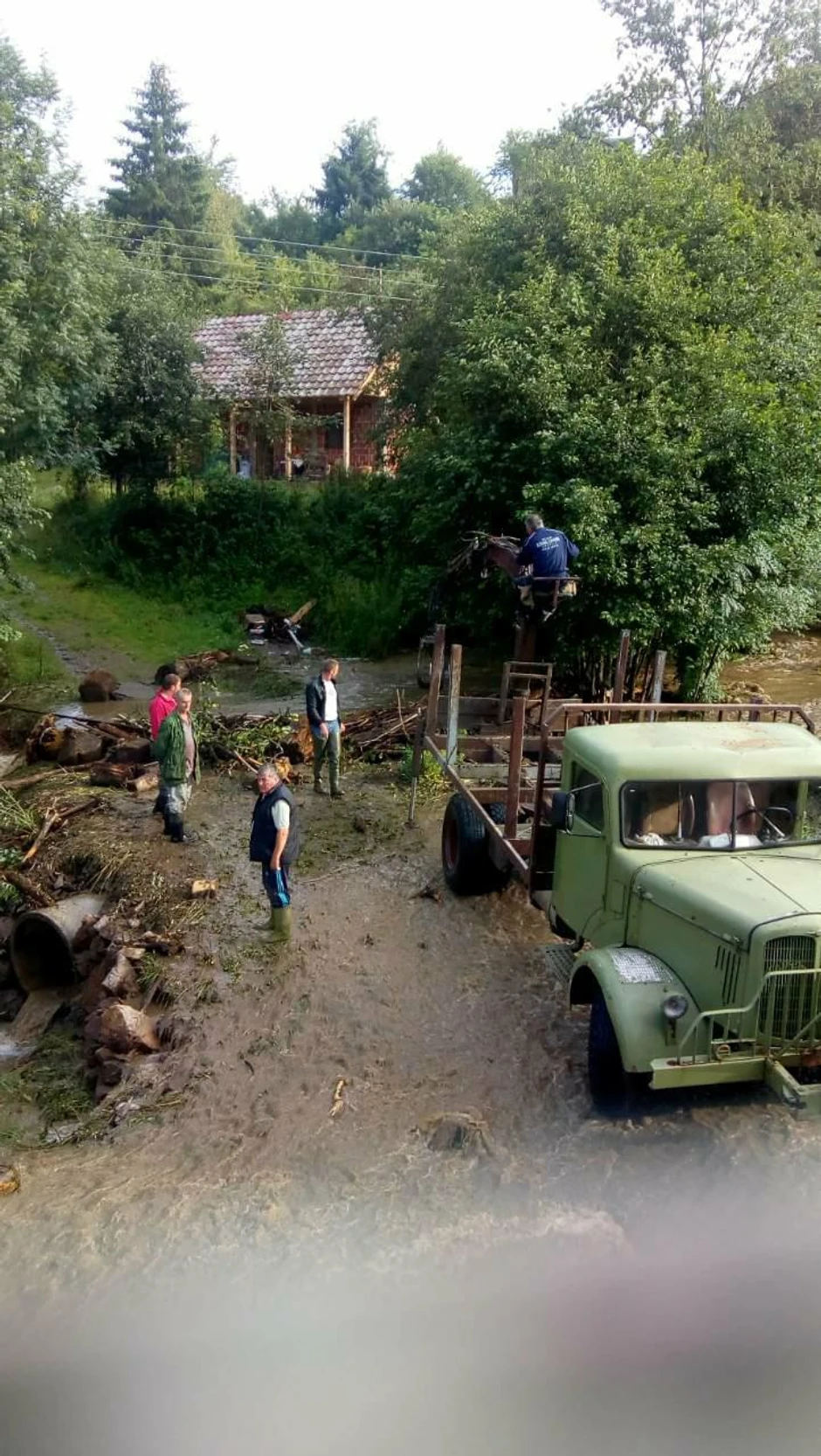 Poplavljeno u selu Brusnik 