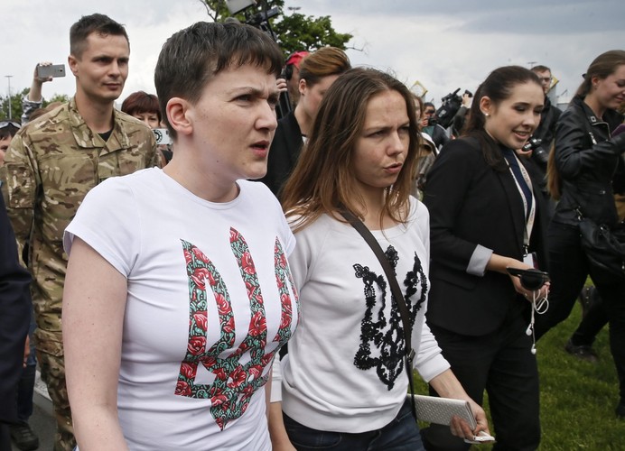 Nadia Sawczenko z siostrą Wierą