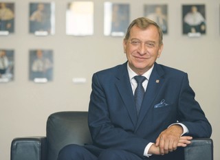 Rektor AGH: Chcemy pomóc, a nie dokonywać drenażu najlepszych [WYWIAD]