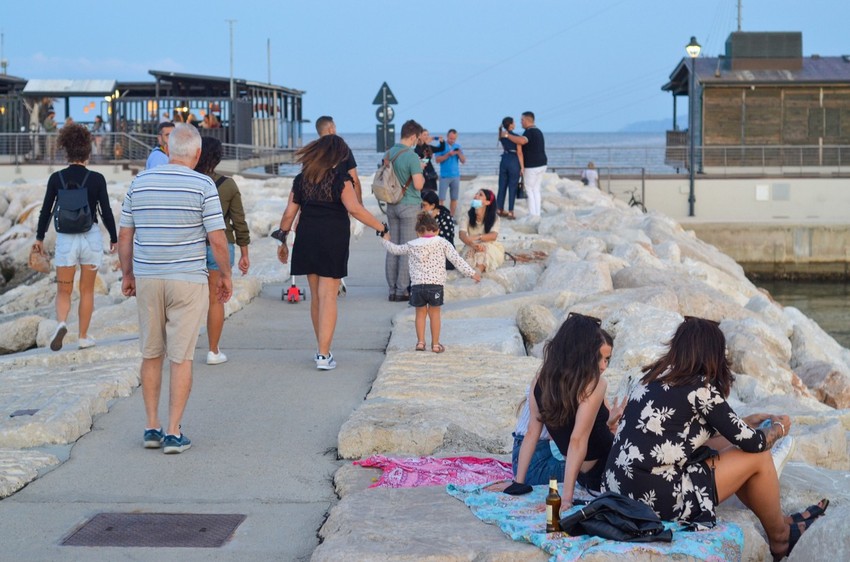 Domaćih turista je bilo, ali nedovoljno za oporavak sezone - Rimini početkom septembra