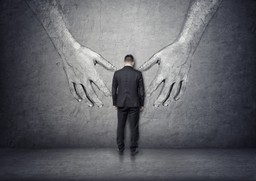 Mobbing czy molestowanie w firmie sporo kosztują. Zaczęliśmy się domagać godności w pracy [WYWIAD]