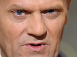 Rząd hojną ręką rozdaje nagrody. Już ponad 40 mln złotych