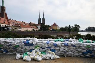 IMGW: Woda we Wrocławiu opada