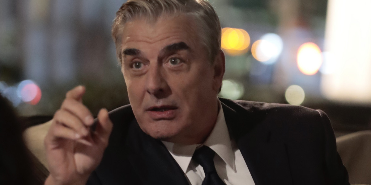 Aktor Chris Noth został oskarżony o gwałt przez dwie kobiety.