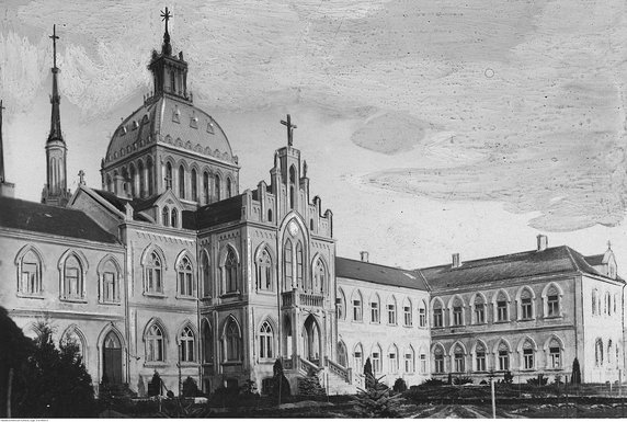 Katedra i klasztor w latach przedwojennych. Źródło: NAC - Narodowe Archiwum Cyfrowe www.nac.gov.pl/ 