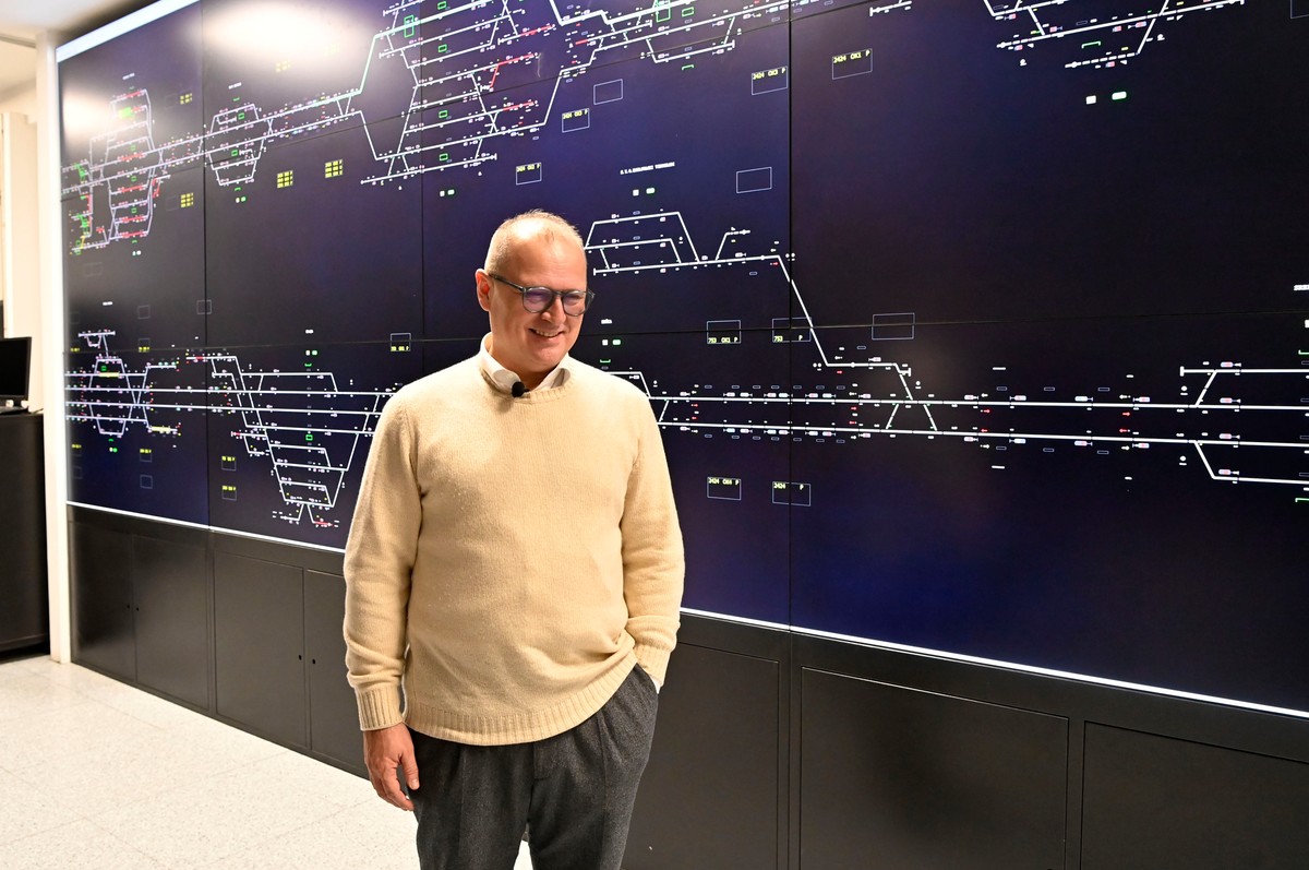 Vesić je naveo i da će se između Novog Bečeja i Zrenjanina raditi brza saobraćajnica 