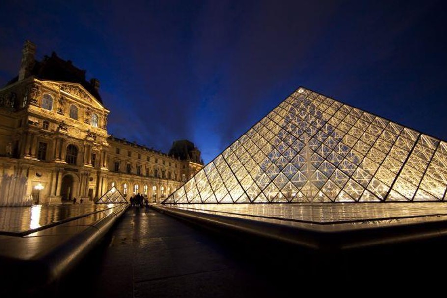 Louvre Luwr muzeum Paryż