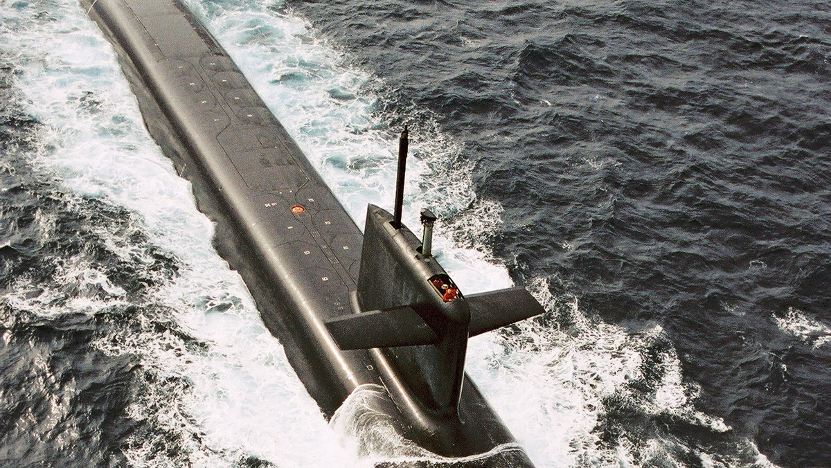 Amerykańska łódź podwodna USS "Hartford" zderzyła się z amerykańskim okrętem wojennym USS "New Orleans" w cieśninie Ormuz w pobliżu wód terytorialnych Iranu - informuje serwis CNN.