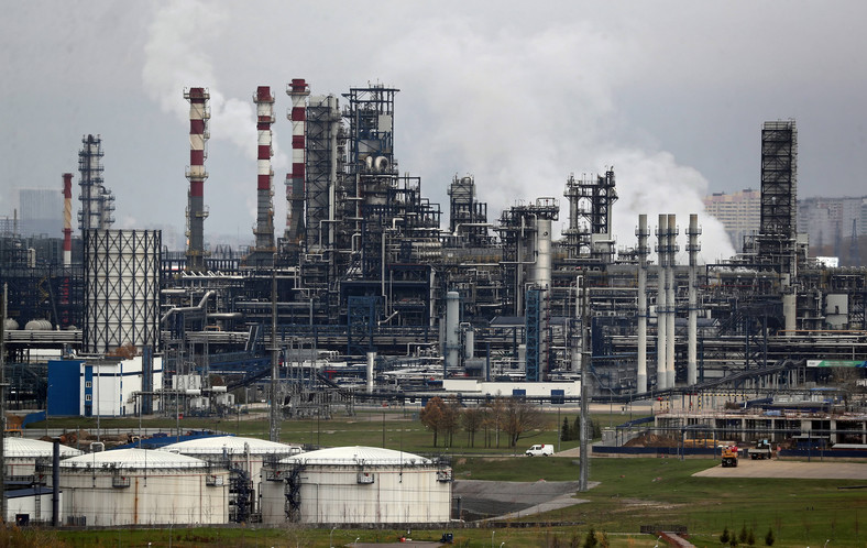 Rafineria ropy naftowej w okolicy Moskwy