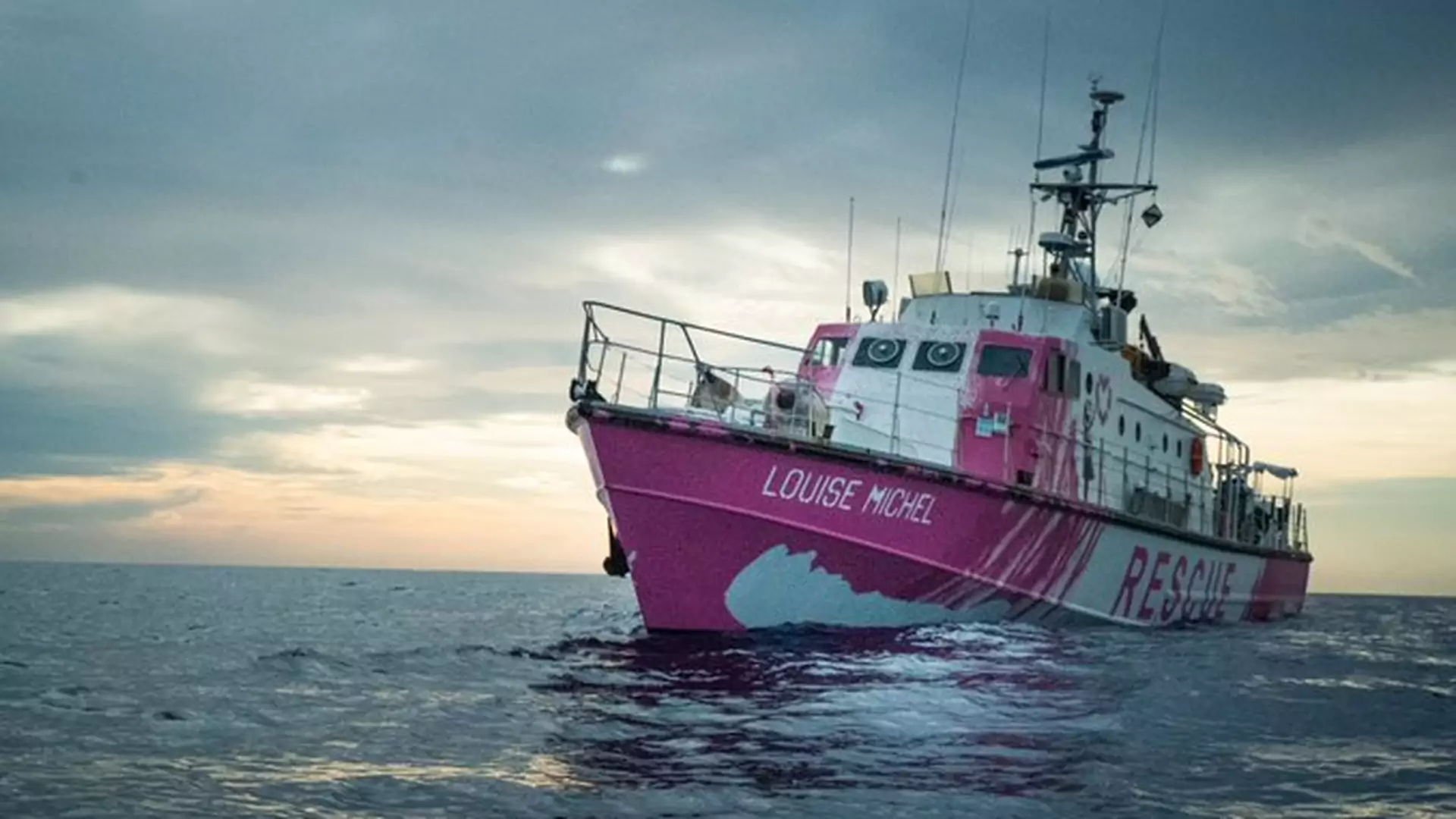 Banksy finansuje łódź, która ratuje uchodźców na Morzu Śródziemnym