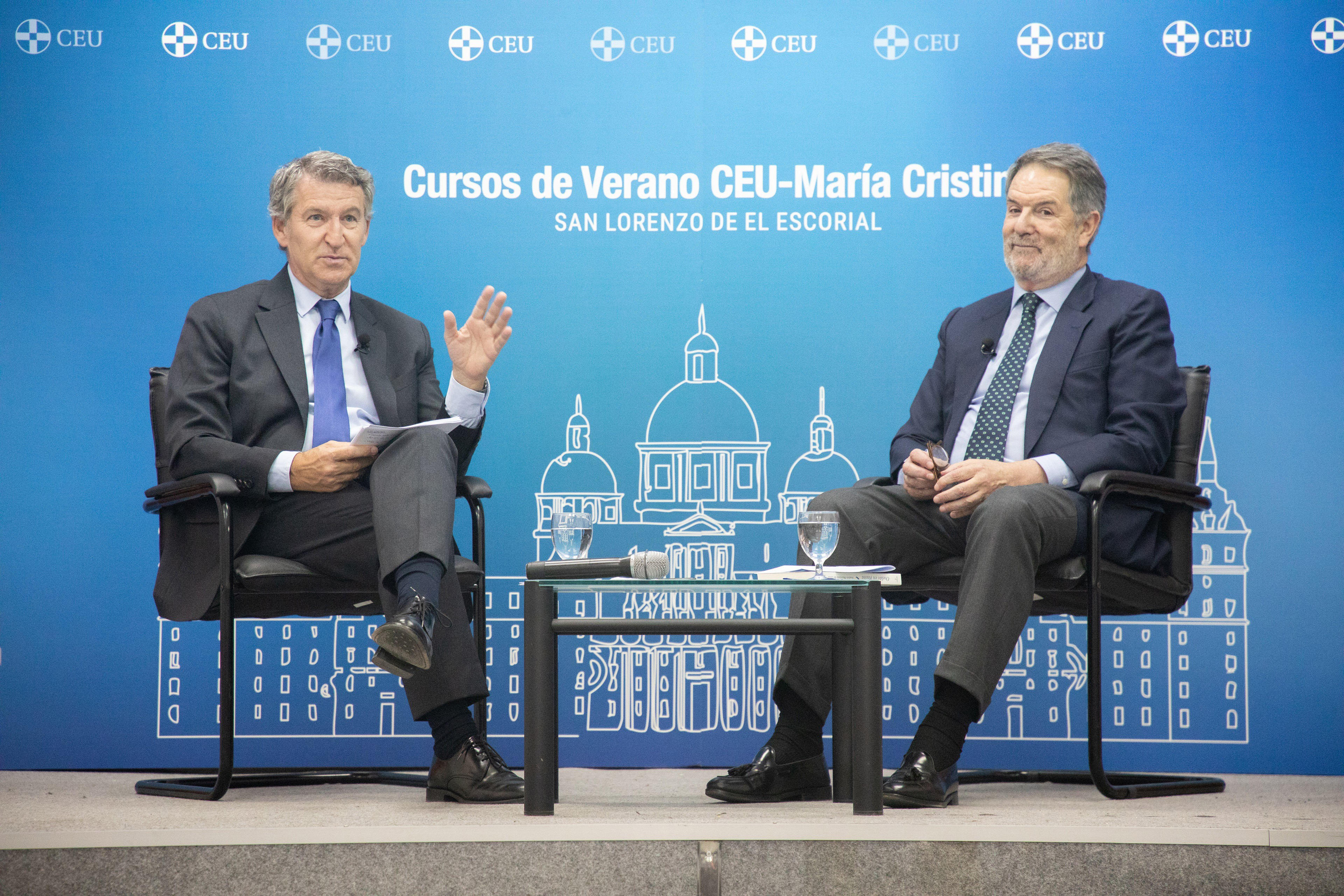 Feijóo critica a Vox por llamar "estafa" al PP