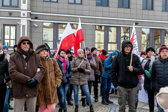 Manifestacja przeciwników szczepień w Białymstoku
