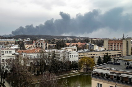 Wojna w Ukrainie pogłębia katastrofę klimatyczną. Policzono, w jaki sposób