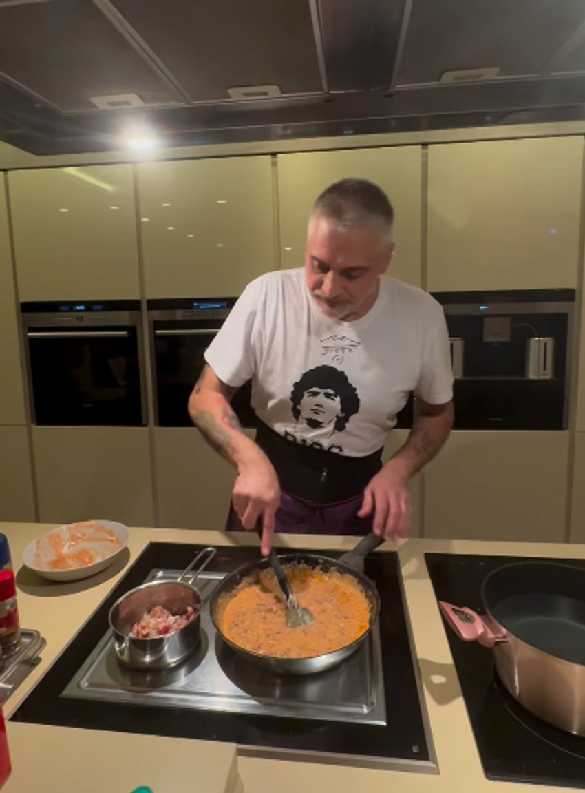 Čeda Jovanović nakon razvoda sam kuva