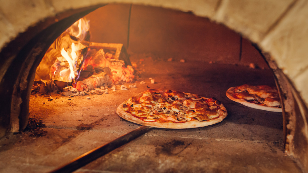 Restauracje wywieszają rachunki w oknach. Gigantyczne kwoty