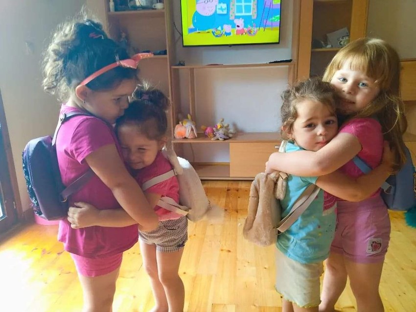 Dva para bliznakinja iz Leskovca