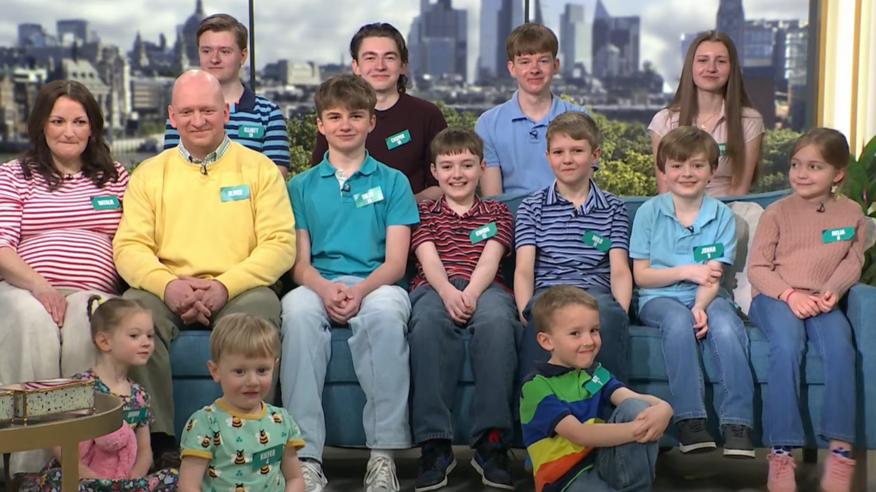 Táto obrovská rodina bude mať čoskoro ďalšieho člena.