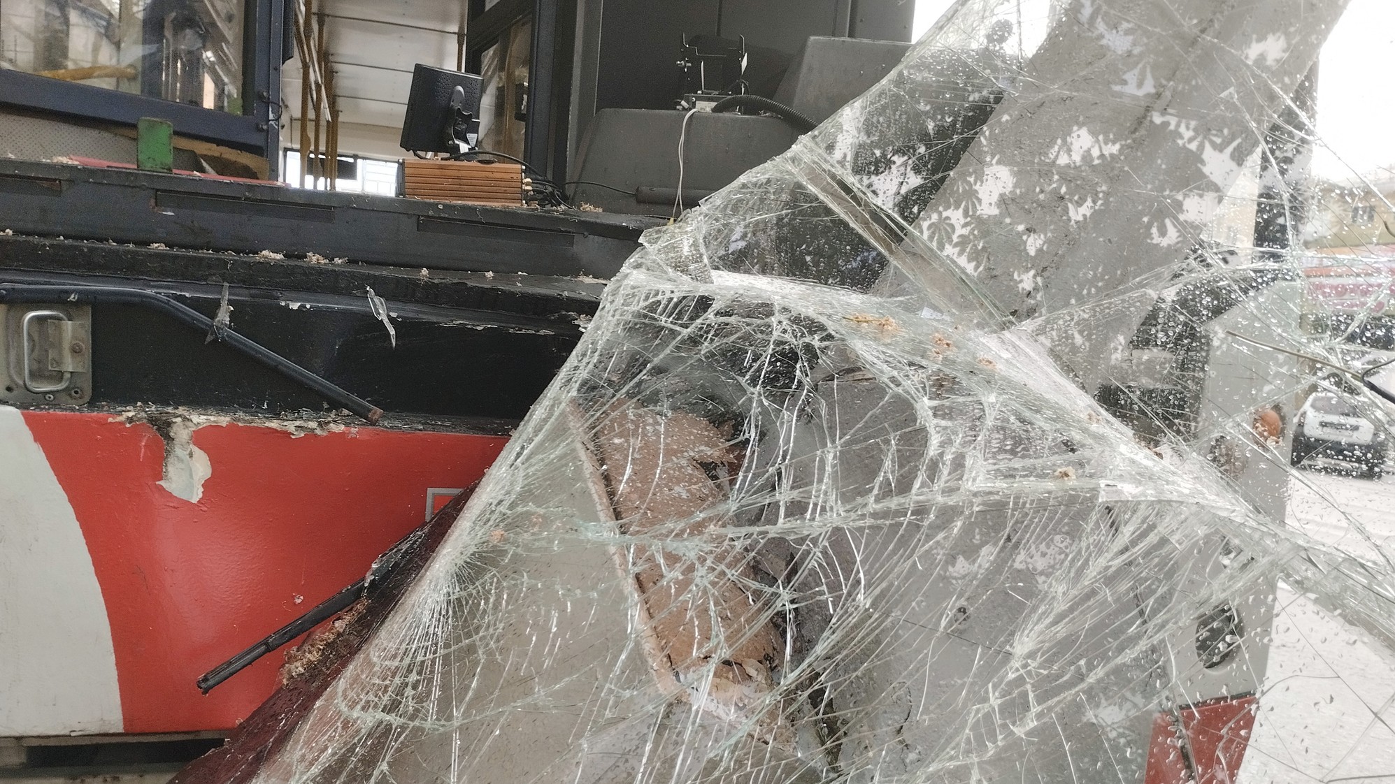 Havária autobusu si vyžiadala obete. (ilustračné foto)