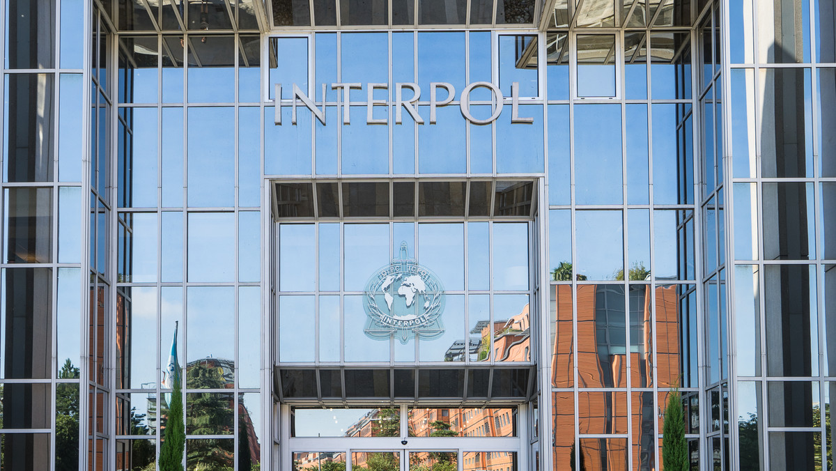 Dyktatorzy wykorzystują Interpol do ścigania dysydentów 